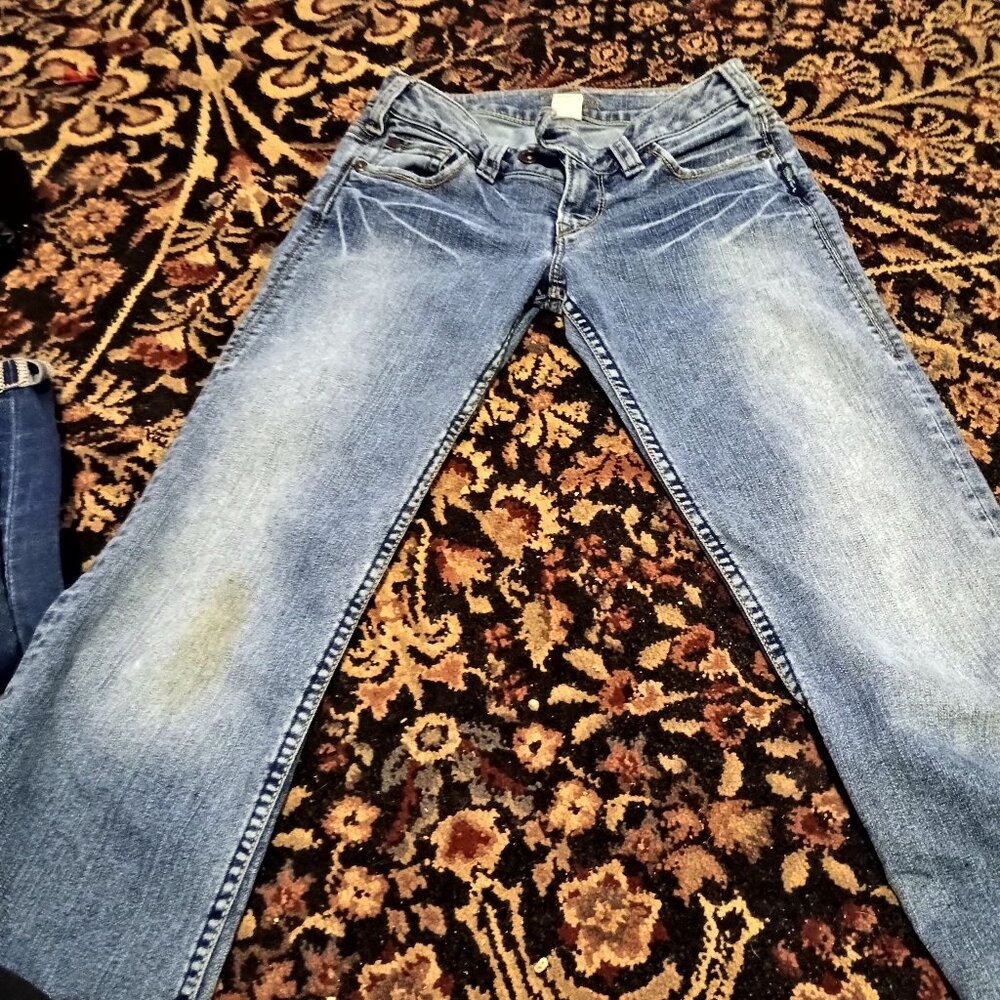Jeans